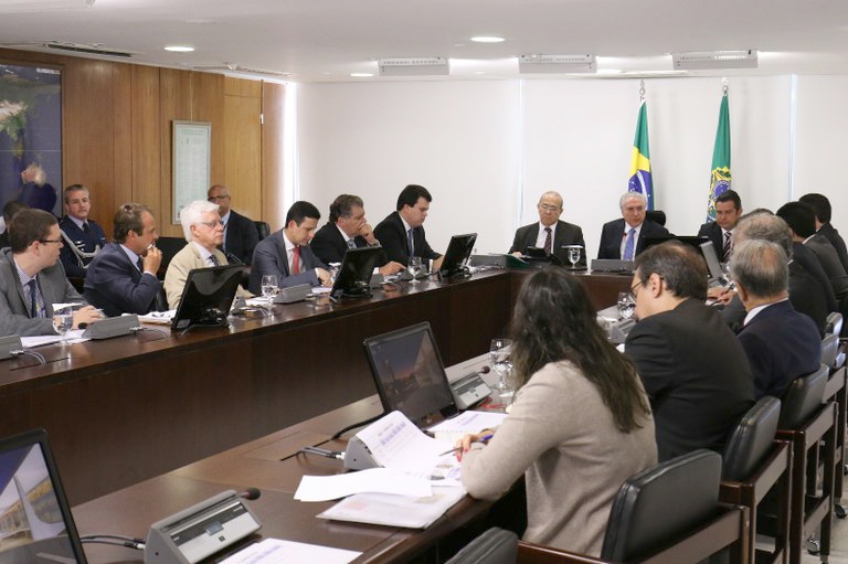 Banco Central faz maior corte nos juros básicos em quase cinco anos