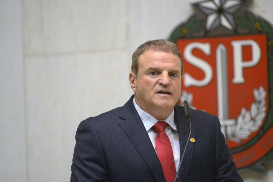 Cezar pede rapidez na construção de acesso Osasco/Castello Branco