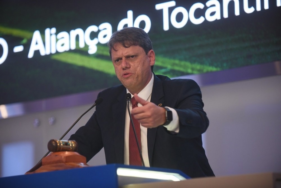 Ministro Tarcísio afirma que Brasil terá redução de frete 