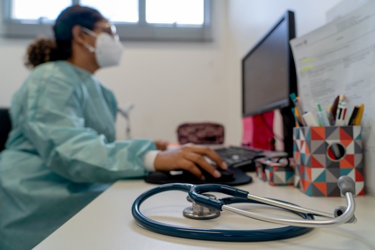 Governo Lula anuncia retomada do Mais Médicos em todo Brasil